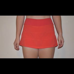 Lululemon pace-rival red skirt size 4 regular